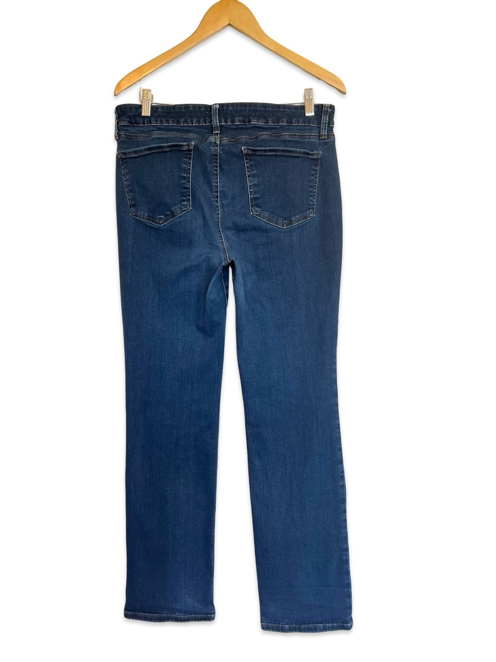 NYDJ Marilyn Straight Jeans Size 12 Stretchy denim Minimalist Comfort Slimming - Picture 4 of 8